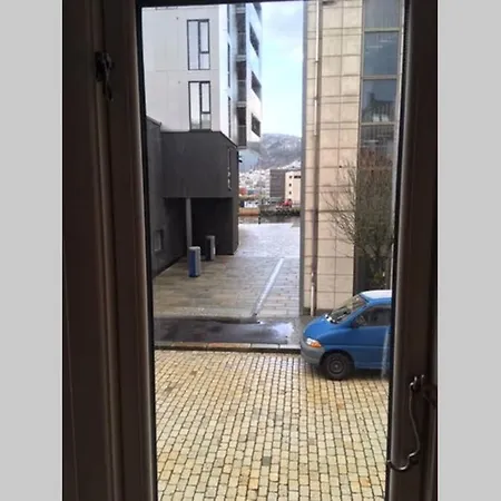 Nice Central Appartment דירה