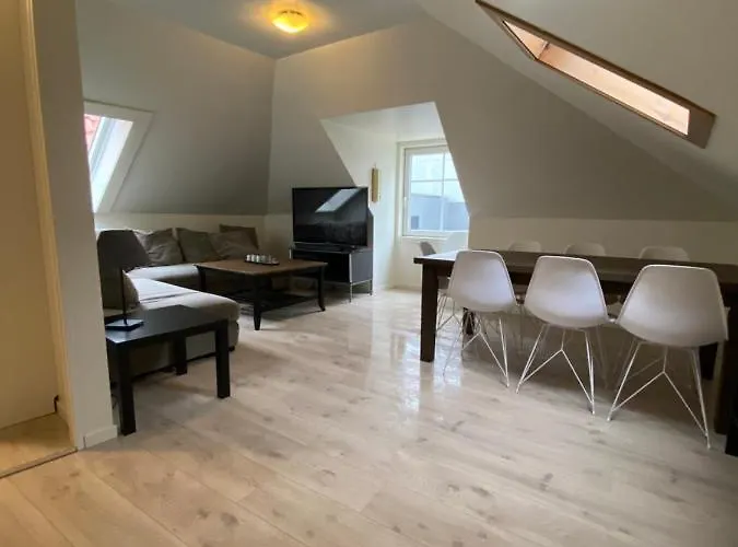 Nice Central Appartment * ברגן