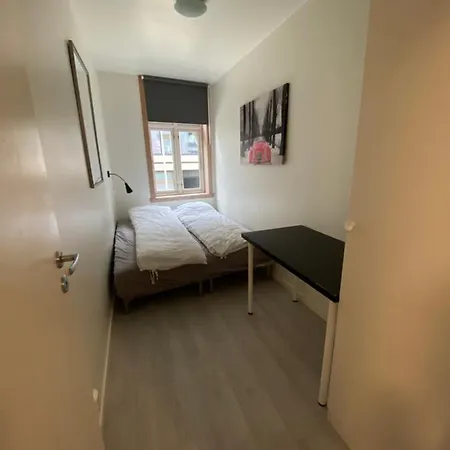 Апартаменти Nice Central Appartment Берген